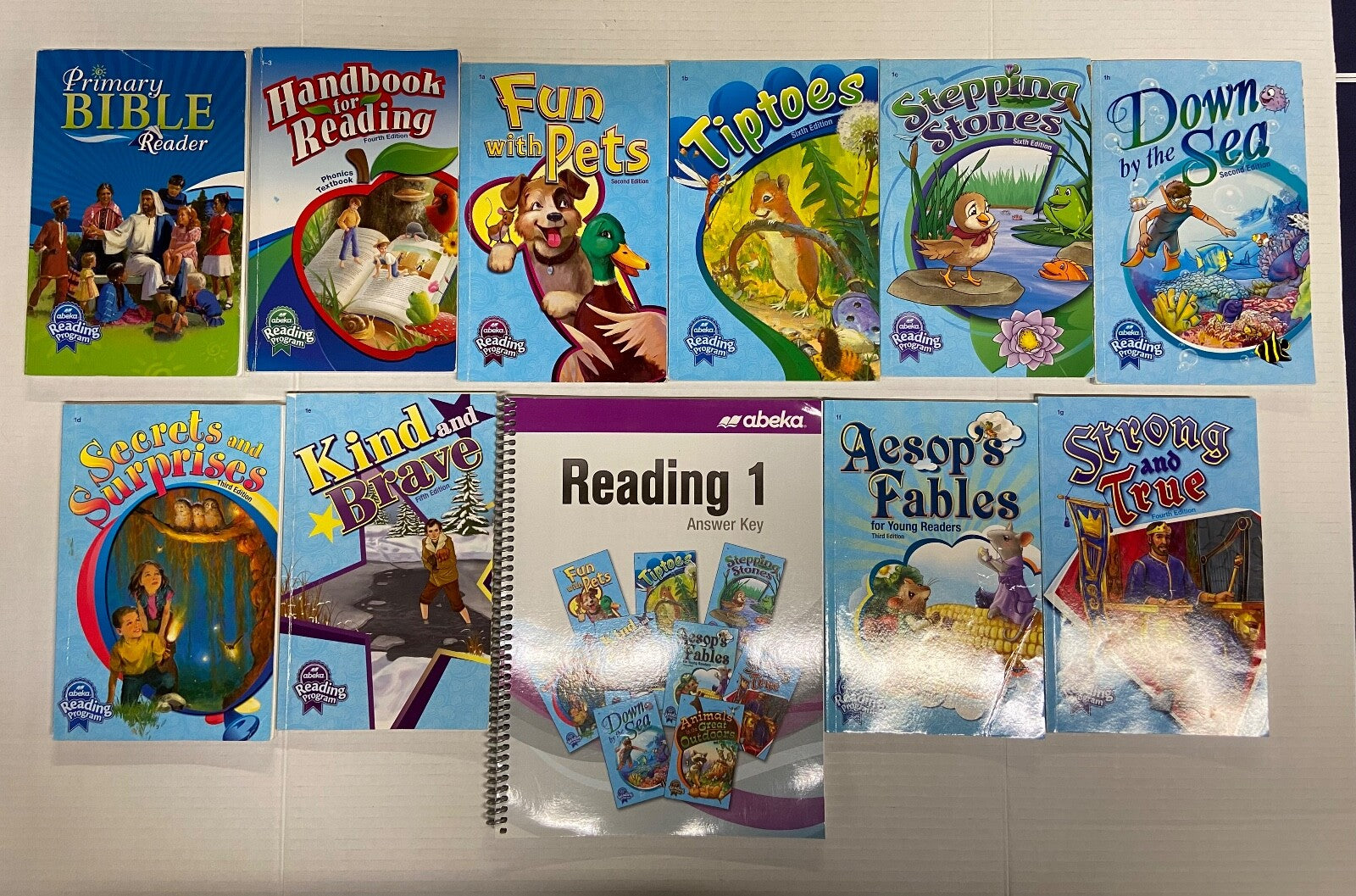 Abeka Reading 1 set 1st grade readers and answer key *Missing one reader*0