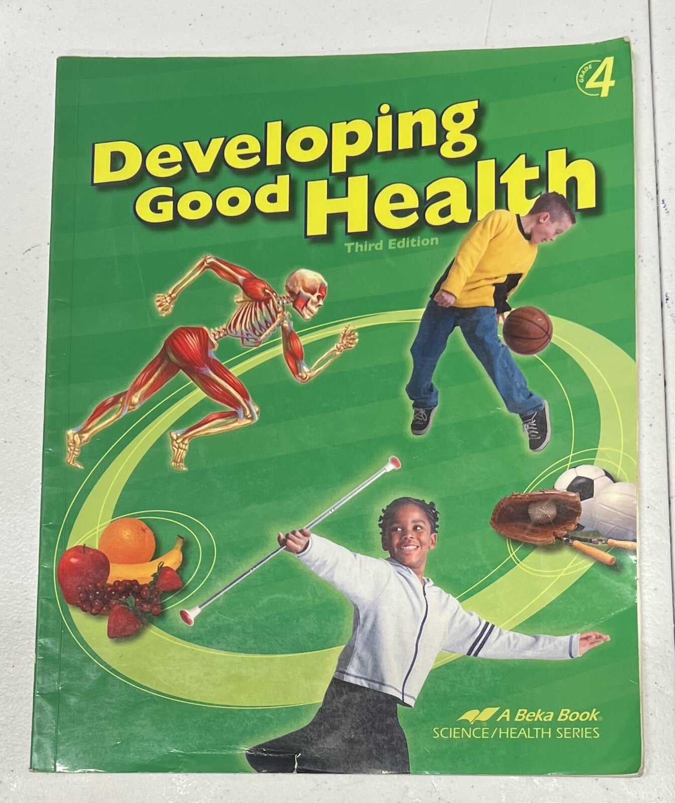 Abeka Developing Good Health 4th grade third edition READ0